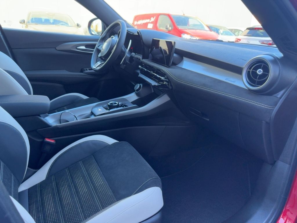 Fahrzeugabbildung Alfa Romeo Tonale Ibrida Sport Speciale Matrix Elektr. Heck