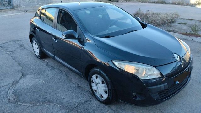 Renault Megane Mégane 1.5 dCi 90CV Attractive