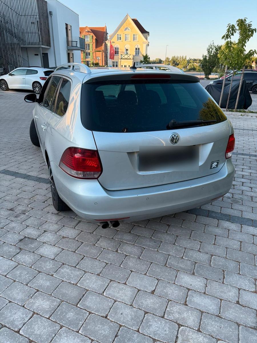 Volkswagen Golf 2011 — photo 12