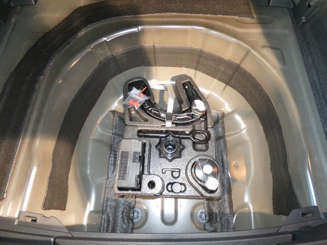 Taigo 1.0 TSI R-Line DSG AHK NAVI KAMERA