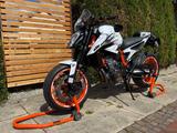 KTM Duke 890 R, sehr viele Powersports, 1.Hd, Design - KTM 890 DUKE