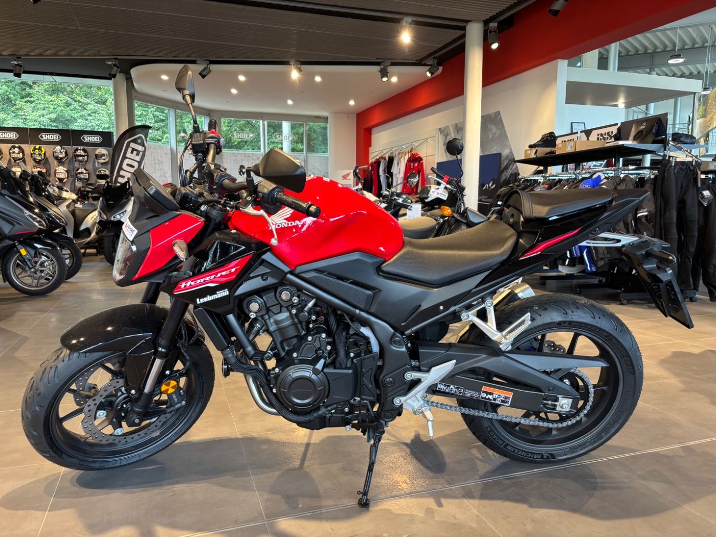 Fahrzeugabbildung Honda CB 500 Hornet 2025 alle Farben verfügbar