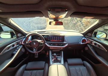 صورة 7 لـ 2024 BMW XM