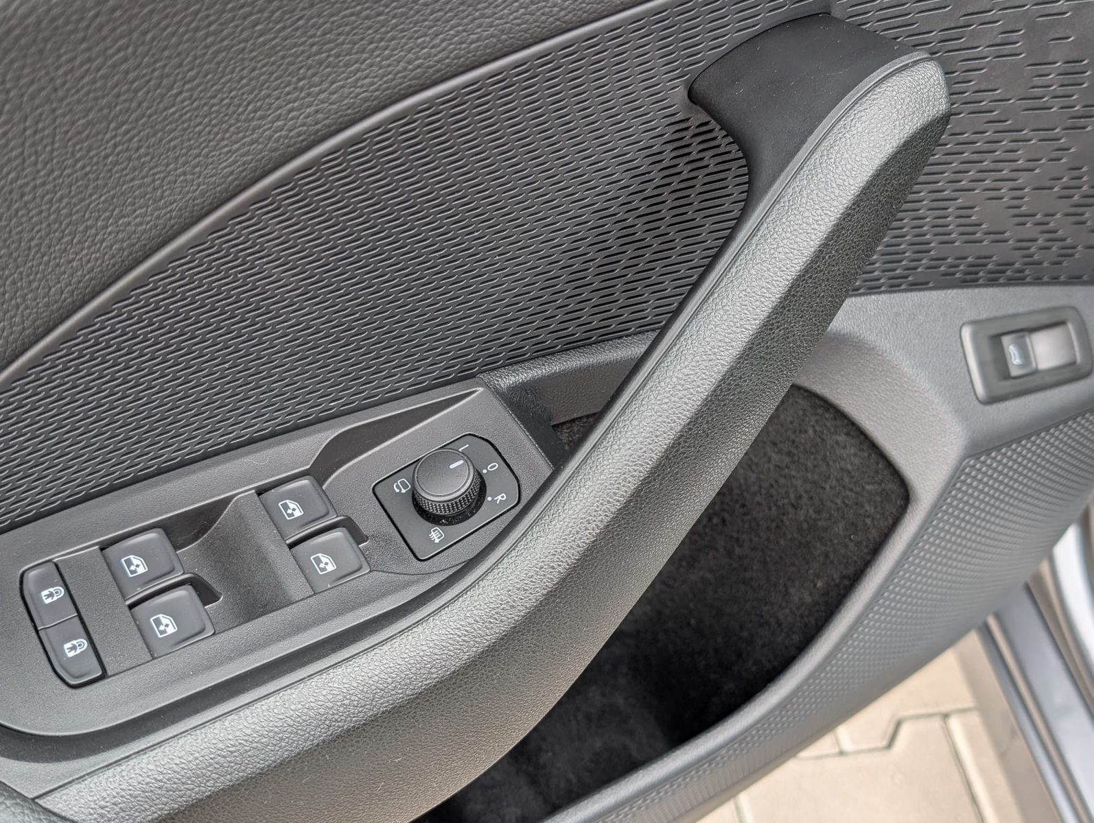 Fahrzeugabbildung SKODA Octavia 2.0 TDI Sportline DSG MATRIX*WINTER*5J.G