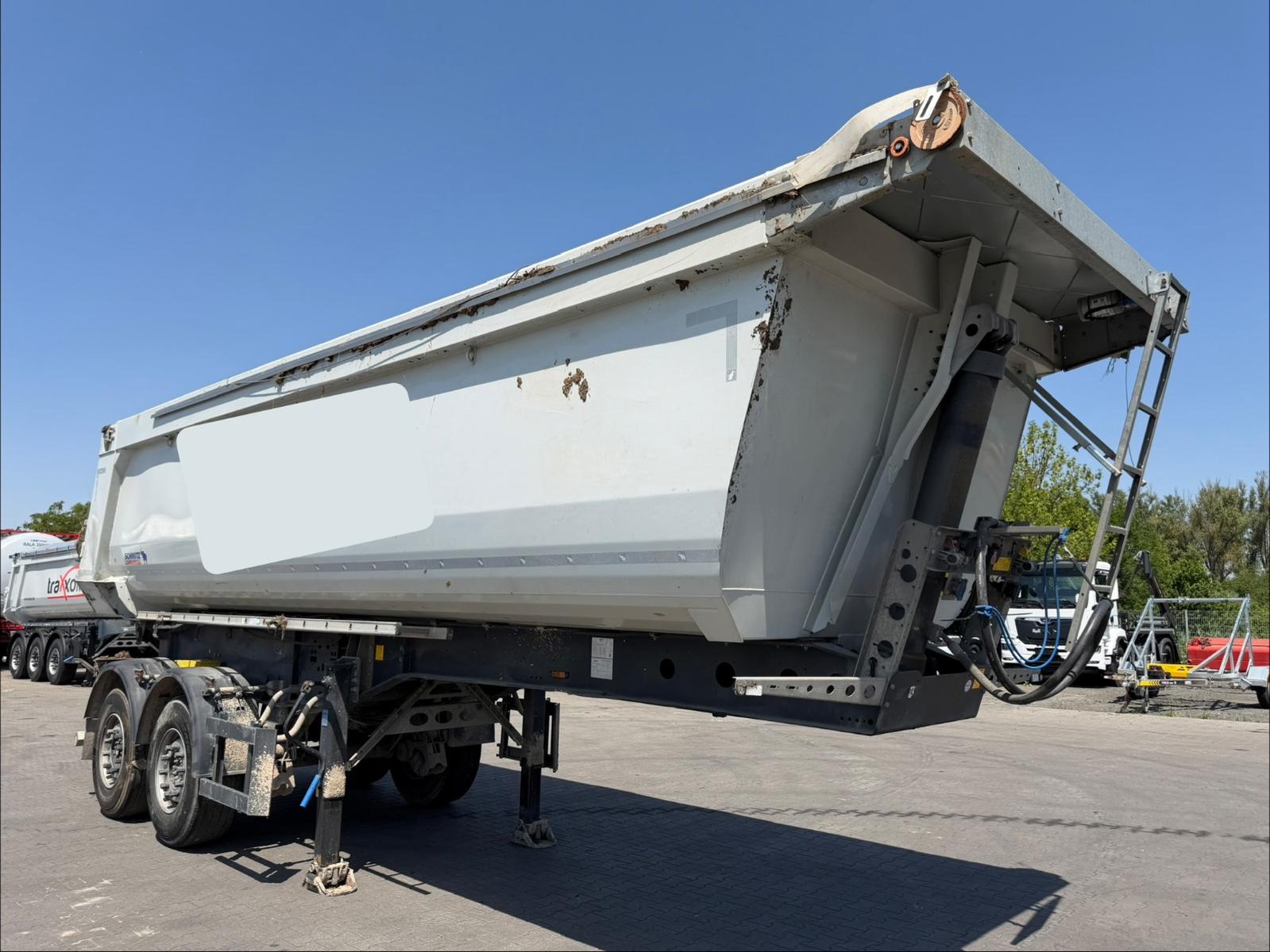 Schmitz Cargobull SKI 18 SL-7.2 el. Verdeck Liftachse !! Unfall !!