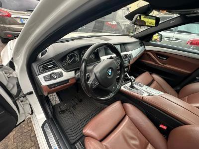 BMW 530 2012 — photo 8