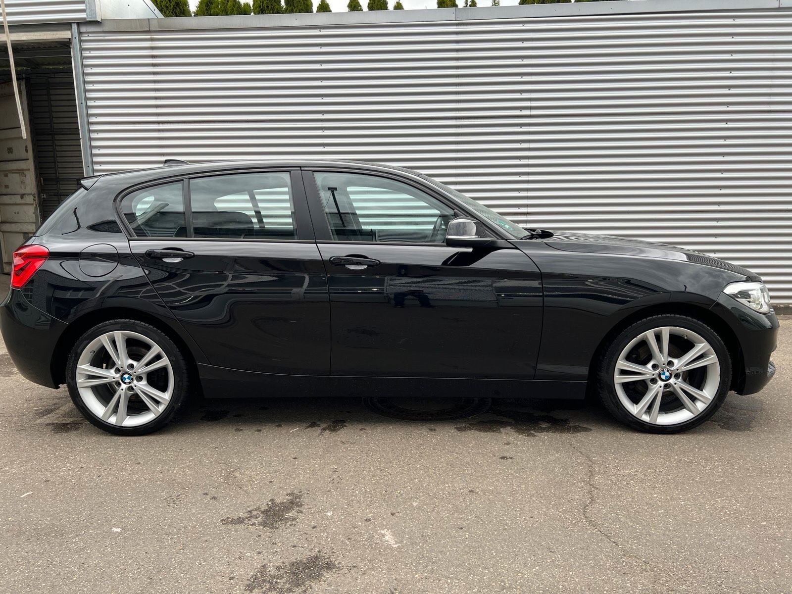 BMW 120