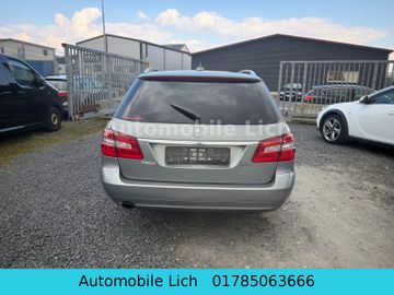Mercedes E 200 - 5
