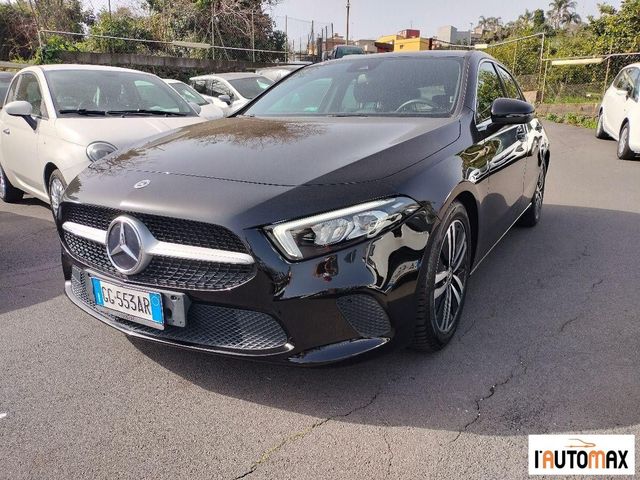 Mercedes-Benz MERCEDES - Classe A 200 d Sport auto