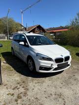 BMW Bmw 216 Grand Tourer - BMW 216 Active Tourer mit Benzin-Antrieb: Limousine, Schaltgetriebe