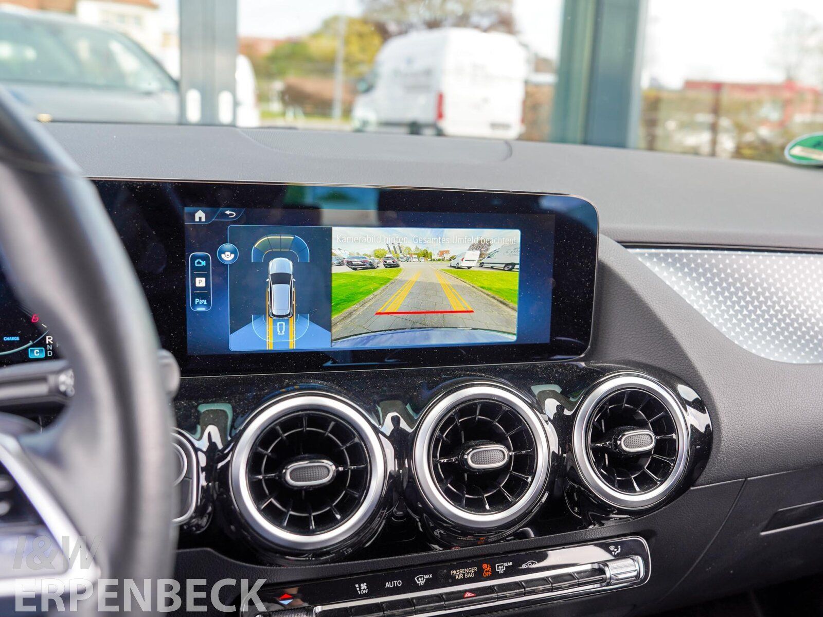 Fahrzeugabbildung Mercedes-Benz B 200 Progressive Kamera LED EasyPack Heckklappe