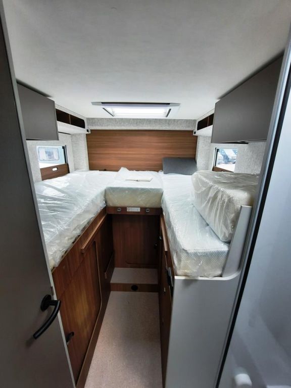 Fahrzeugabbildung LMC Cruiser 750 EL Verfüg./Sparen Sie 8.121,- €