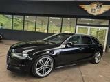 Audi A4 Avant 3.0 TDI quattro S-Optik PANO/B&O/BT/AHK - mit Diesel-Antrieb: Alcantara, Abstandswarner, Kombi