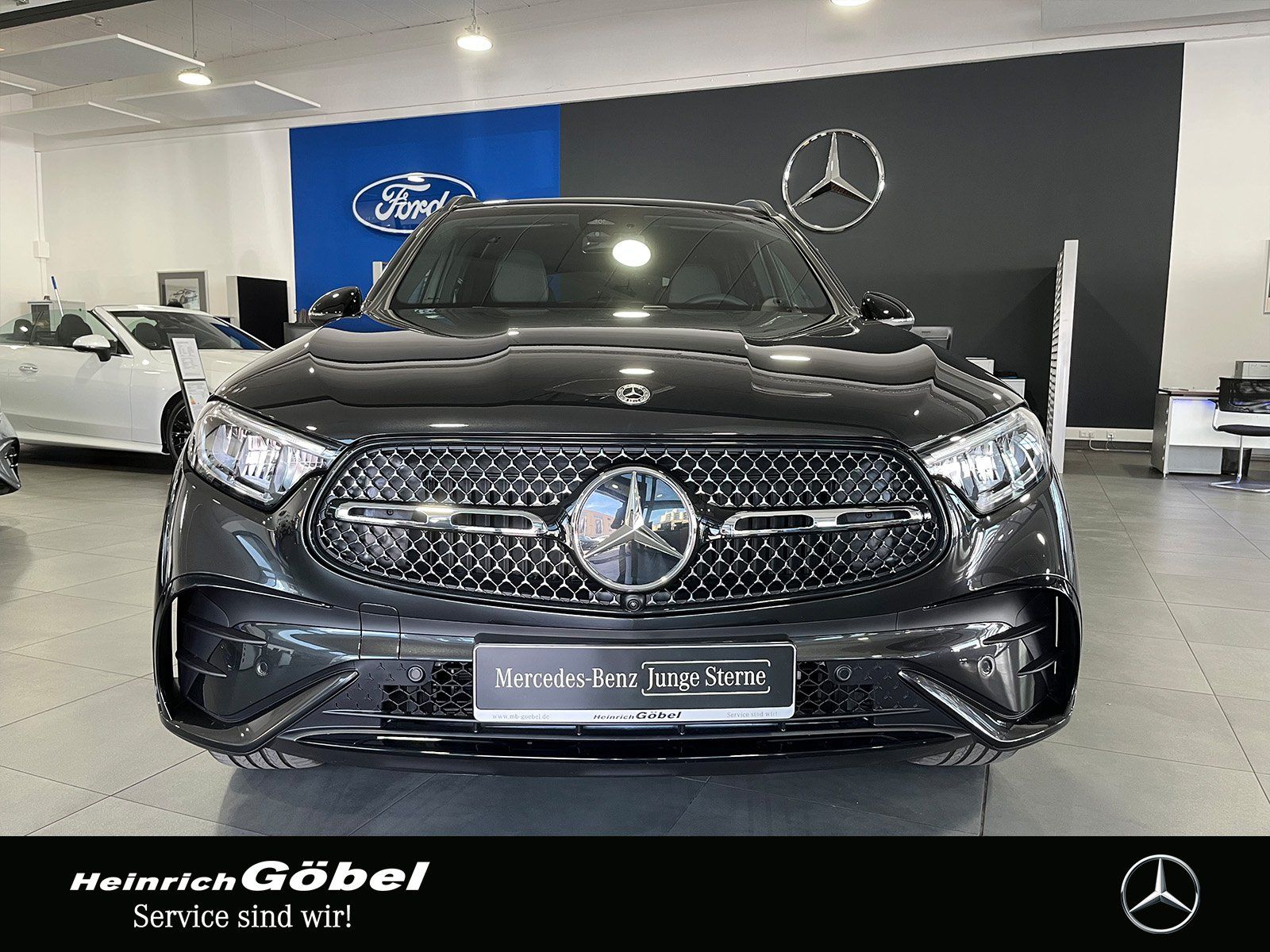 Fahrzeugabbildung Mercedes-Benz GLC 220 d AMG+PANO+AHK+MEMORY+360°+NIGHT+CARPLAY