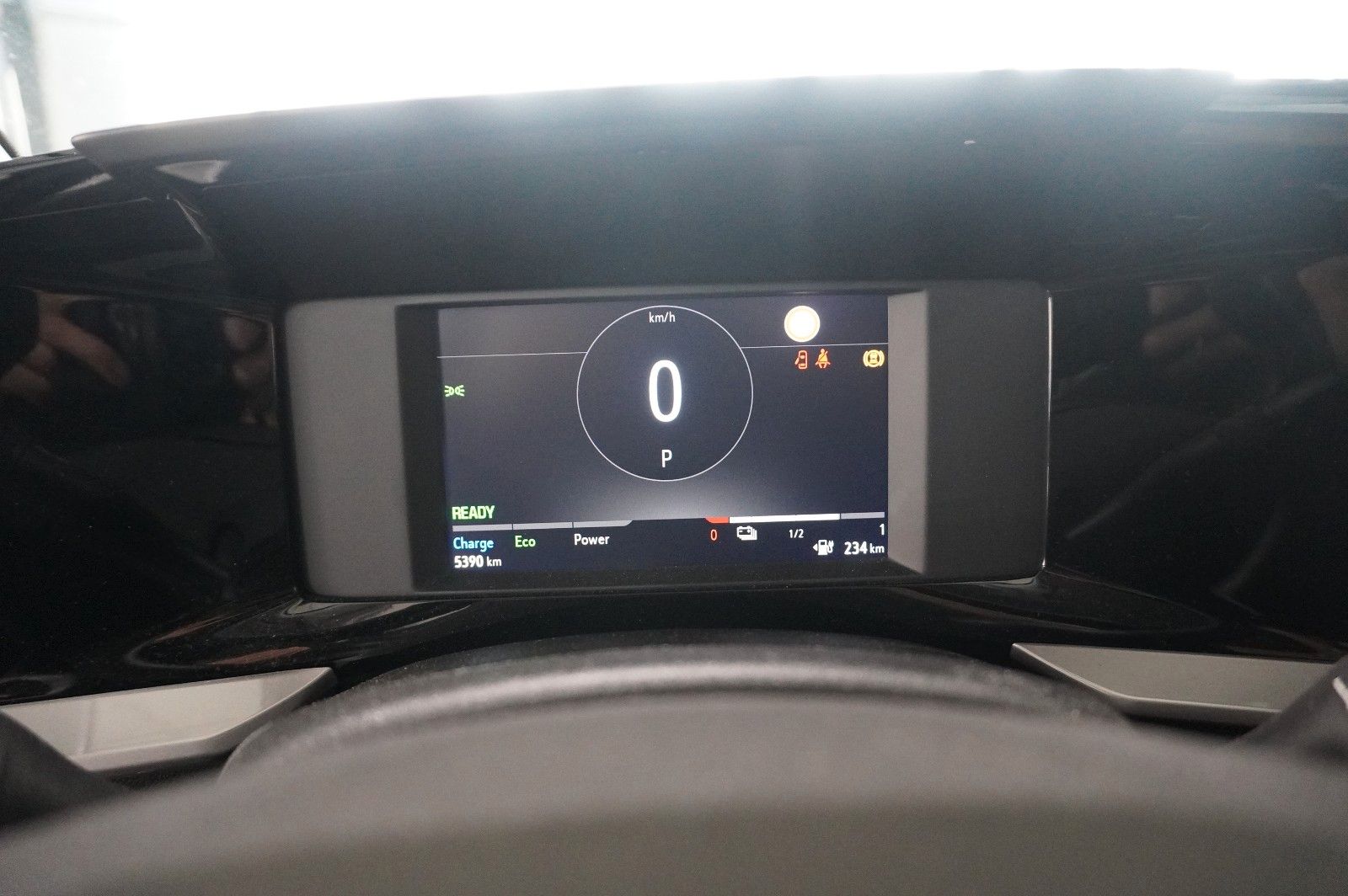 Fahrzeugabbildung Opel Mokka-e ELEGANCE 3-PHASIG NAVI/LED/KAMERA/DAB+