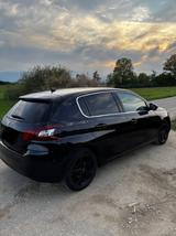 Peugeot 308 BlueHDi FAP 150 EAT6 Allure *Navi*Glasdach* - Peugeot 308: Fap