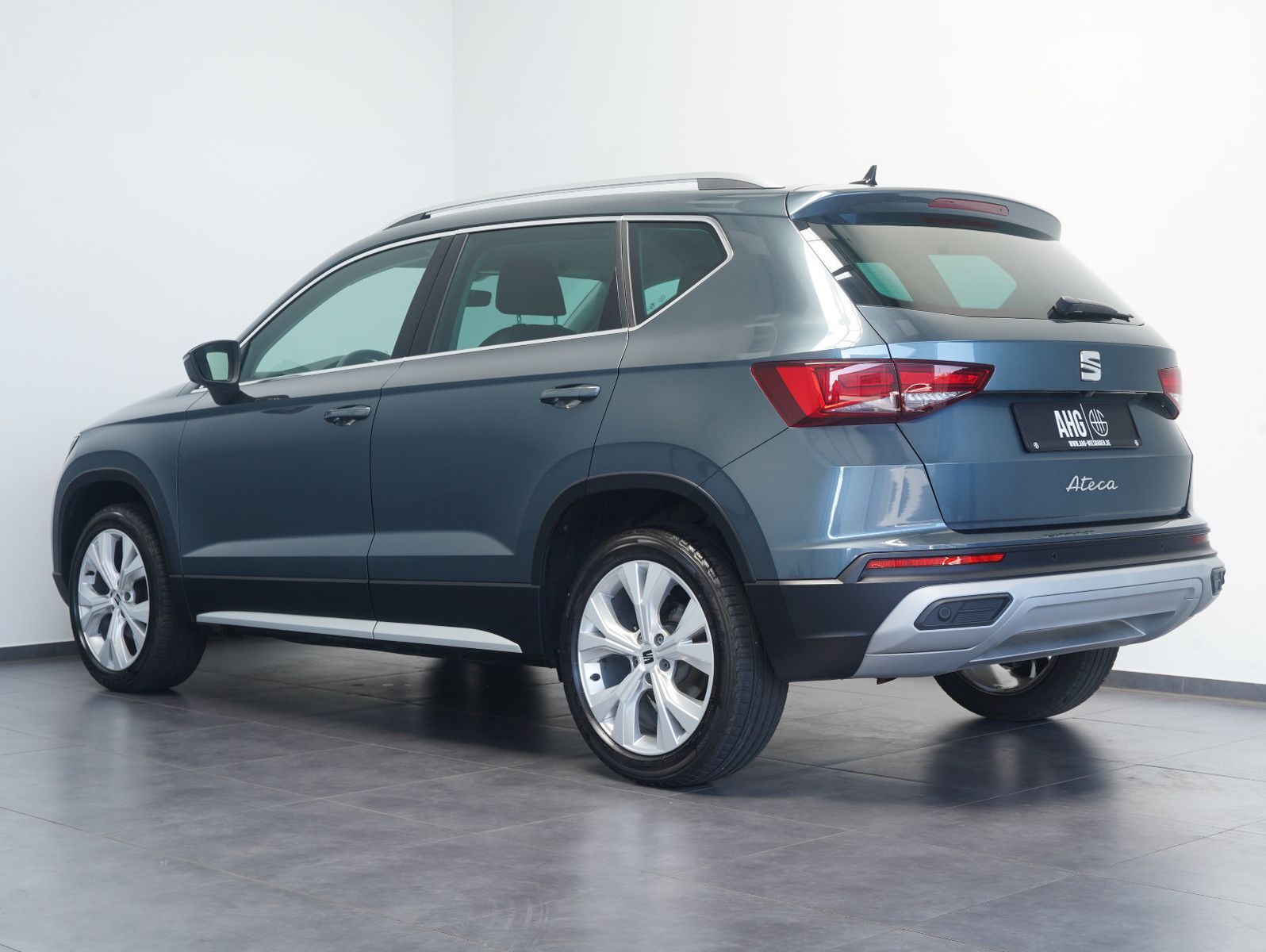 Fahrzeugabbildung SEAT Ateca 1.5 TSI ACT Xperience LED/NAVI/ACC/AHK