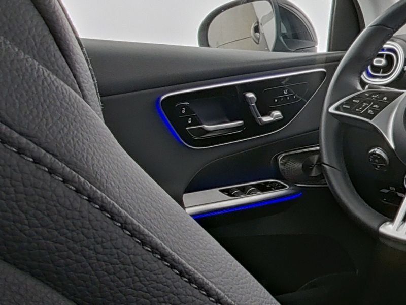 Fahrzeugabbildung Mercedes-Benz GLC 200 4M *Pano*Burmester*Totwinkel*LED*Memory*