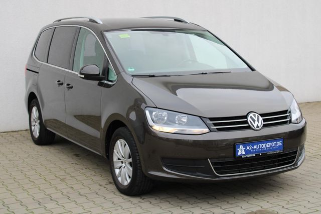 Volkswagen Sharan 2.0 TDI Comfortline PDC NAV AHK 1HAND