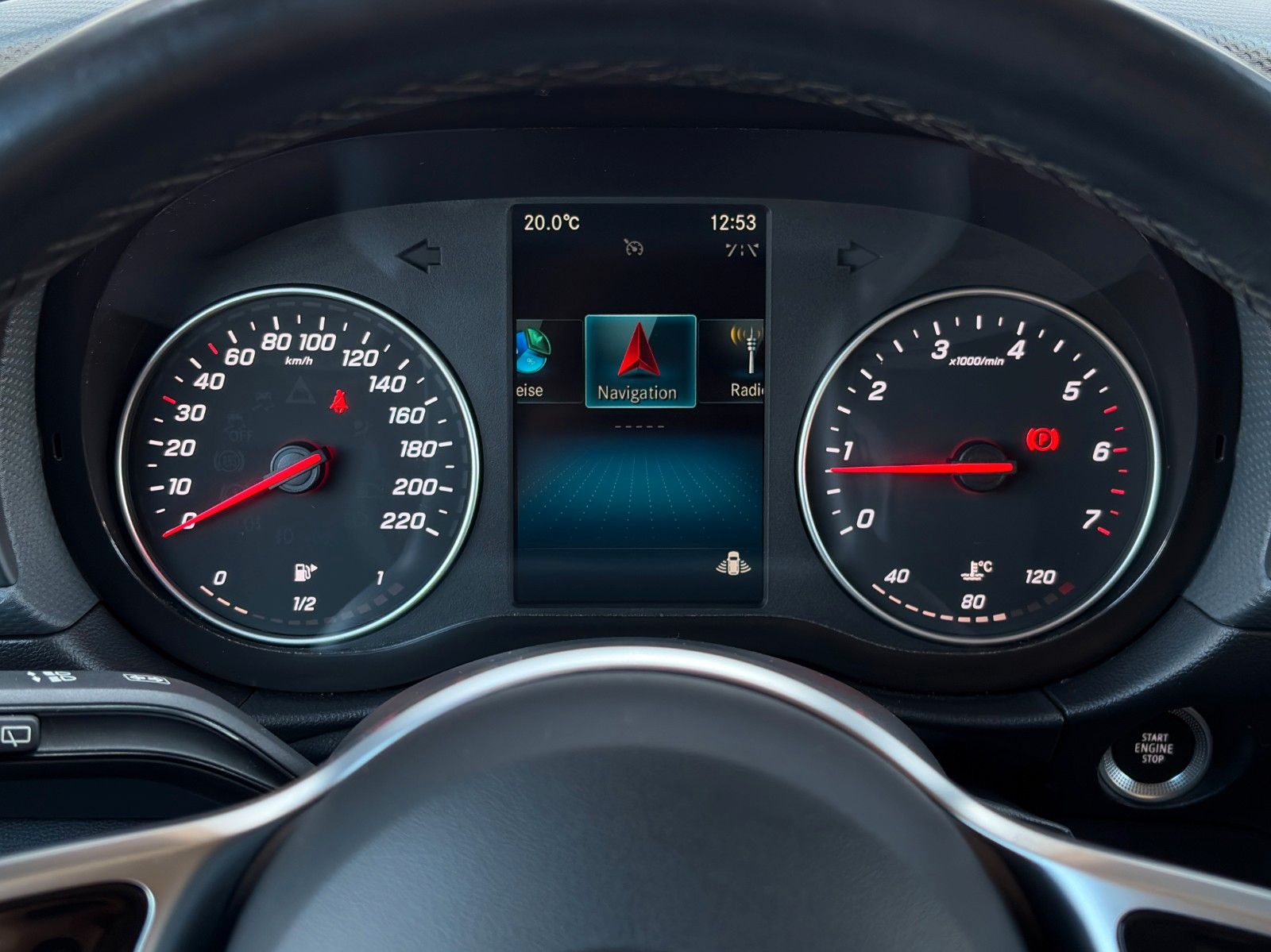 Fahrzeugabbildung Mercedes-Benz Citan Tourer 113 LED Temp. NAV CAM SHZ CarPlay