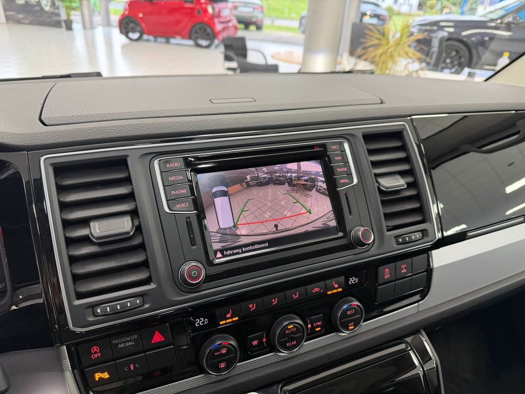 Volkswagen T6 Multivan 2.0 TDI 4Motion Highline*GSD*Leder*