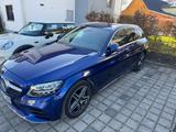 Mercedes-Benz 220 GLC 220 d 4MATIC Coupé Autom. - - Mercedes 220 mit Schiebetür