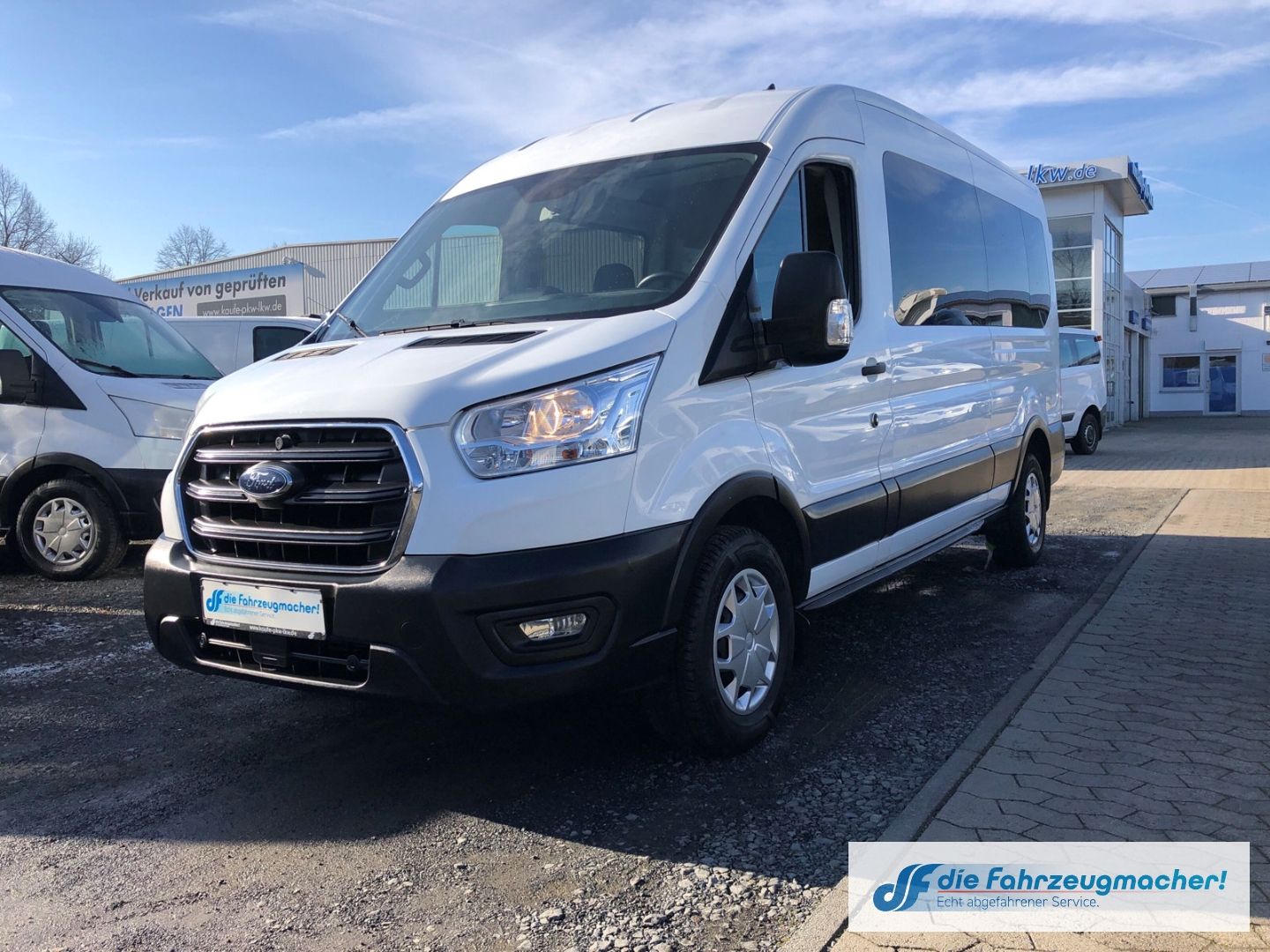 Fahrzeugabbildung Ford Transit Kombi 350 L2 Trend 2.0 TDCi DPF EU6d Not