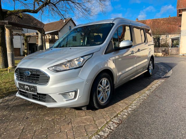 Ford Grand Tourneo Connect Titanium