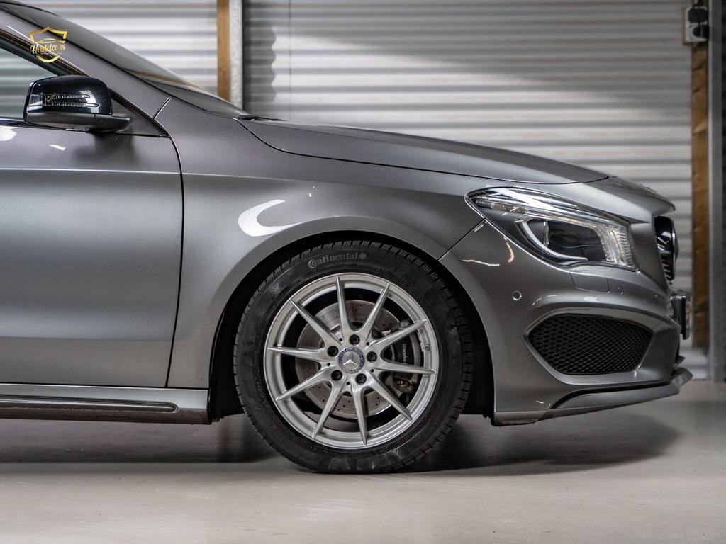 Mercedes-Benz CLA 220