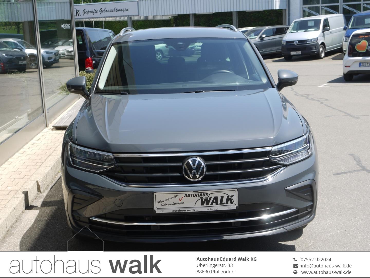 Volkswagen Tiguan 1.5 TSI Life ACC Carplay LED SZH PDC