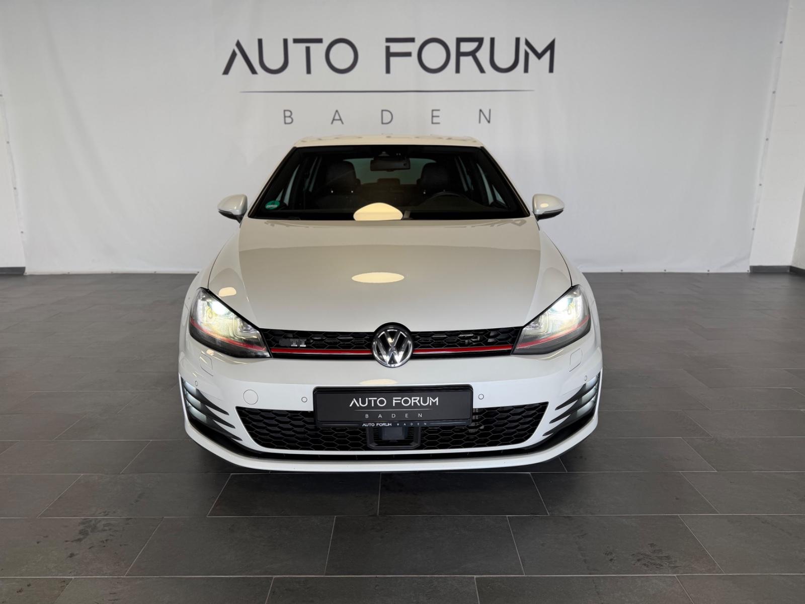 Volkswagen Golf VII Lim. GTI Perf*Key*Lane*ACC*RFK*Leder*