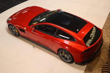 2018 Ferrari GTC4LUSSO — миниатюра 25