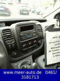 Renault Trafic - 11