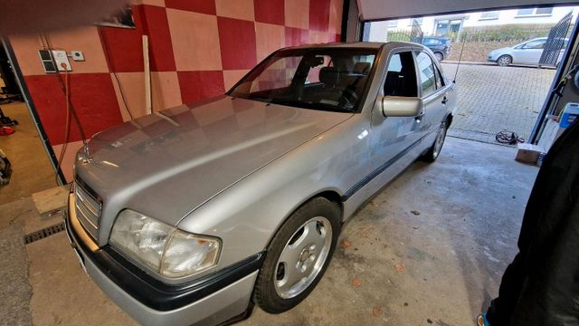 Mercedes-Benz Mercedes C180 Esprit