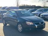 Volkswagen Eos 2.0*PANORAMA/SHZ/PDC/SERVICE*NEU/TÜV*NEU* - Volkswagen Eos aus 2007: Cabrio