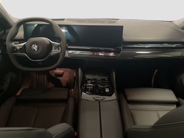 BMW 520 - 12