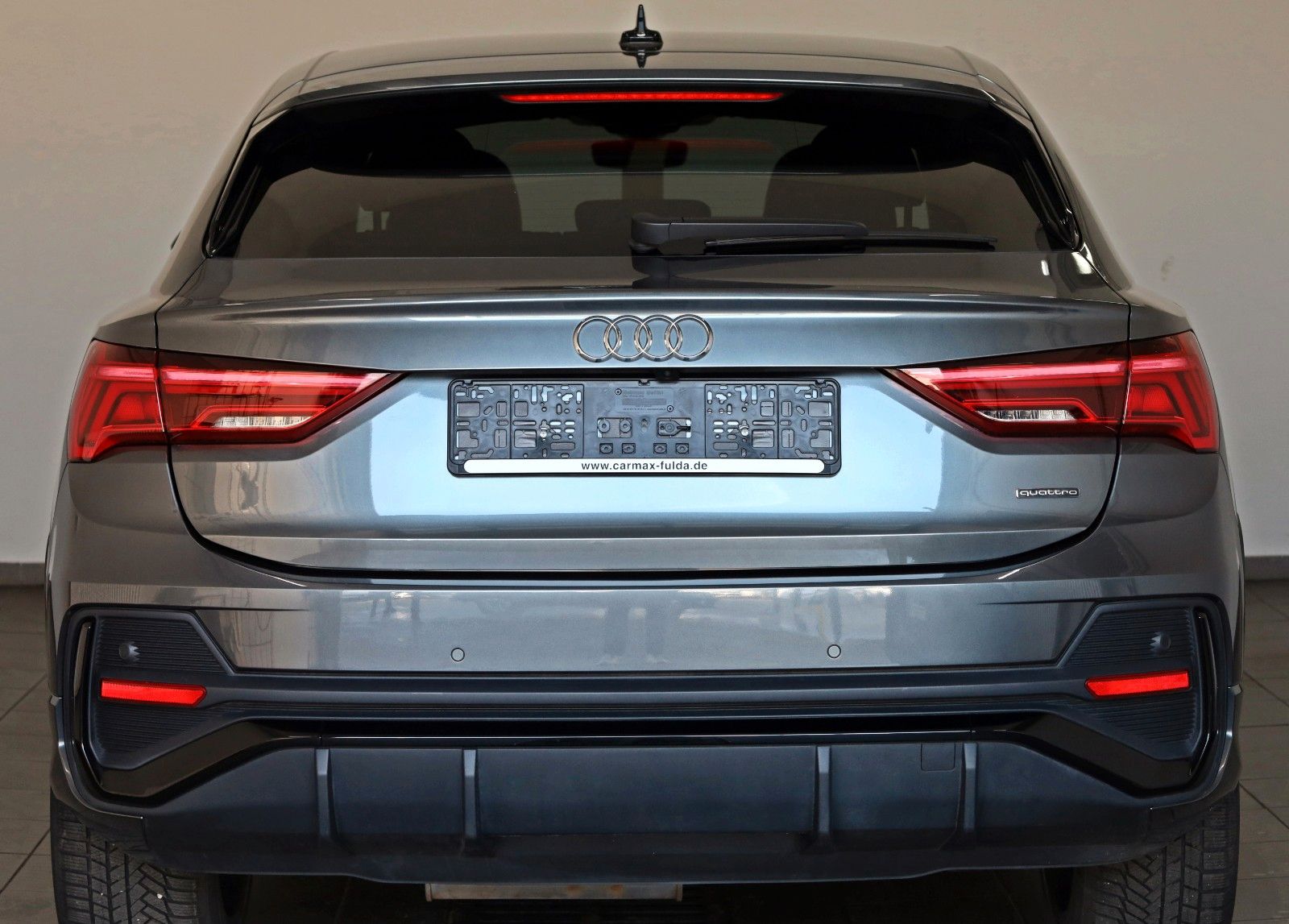 Fahrzeugabbildung Audi Q3 Sportback 40 TDI quat. S line Matrix-LED,Navi