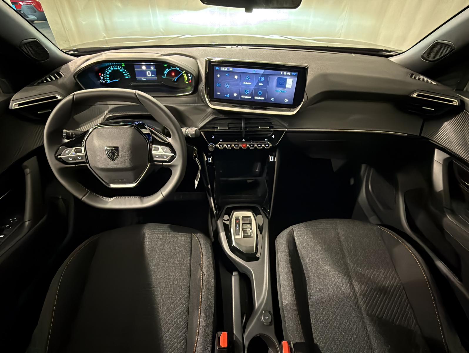 Peugeot 2008 Hyb.145 Business Autom.|PDC|KAMERA|NAVI|SHZ