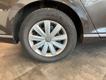 Volkswagen Passat Variant *Keyless*LED*NAVI*ACC*3-Zonen*