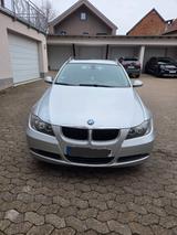 BMW 320i Touring - BMW 320 aus 2007: Kombi, 320i
