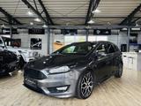 Ford Focus ST-Line Automatik*KAMERA*NAVI*CARPLAY - Ford Focus mit Benzin-Antrieb: Kombi, Automatik