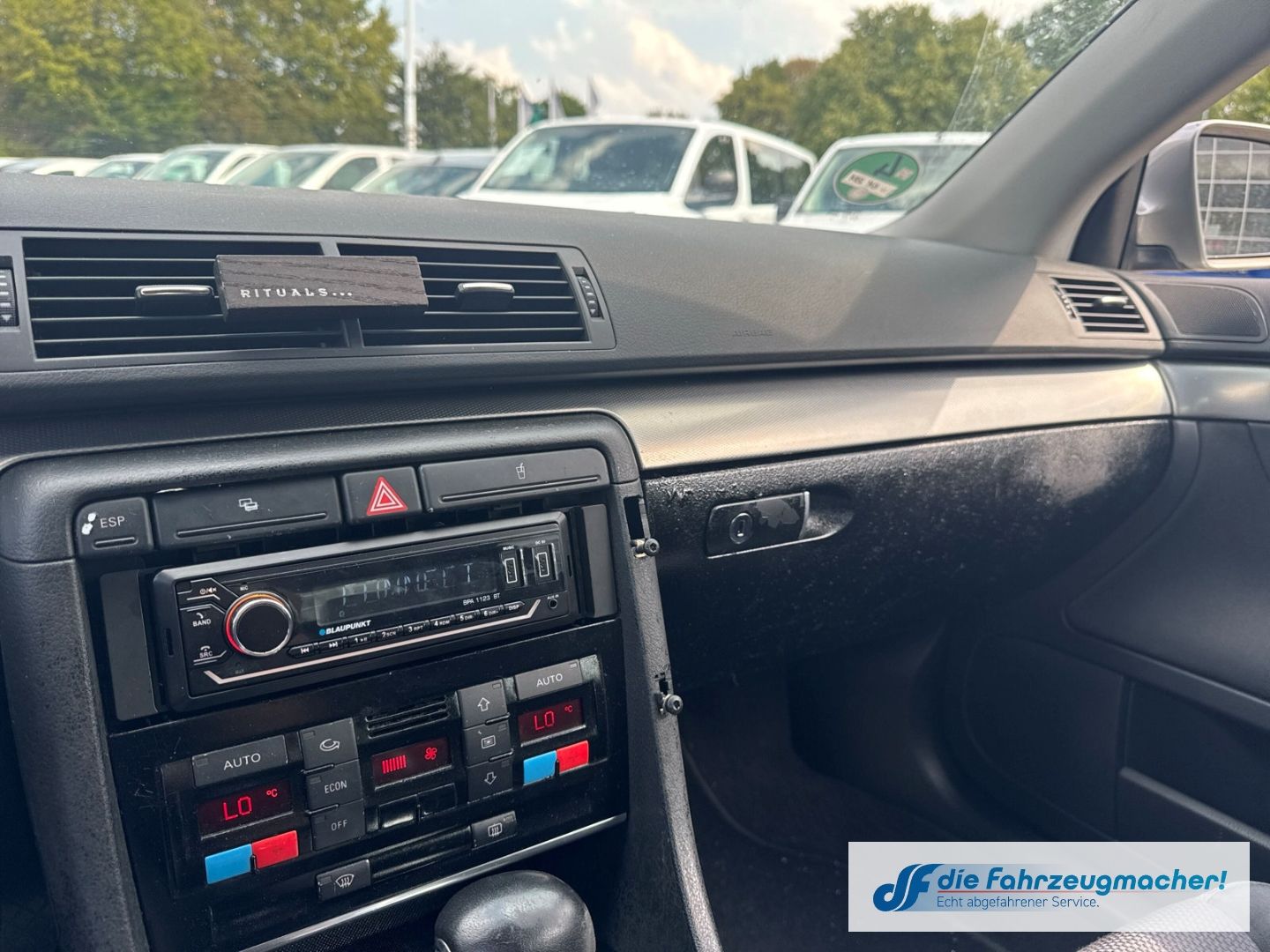 Fahrzeugabbildung Audi A4 2.0 Klimaautom Alu el.SP Spieg. *EXPORT