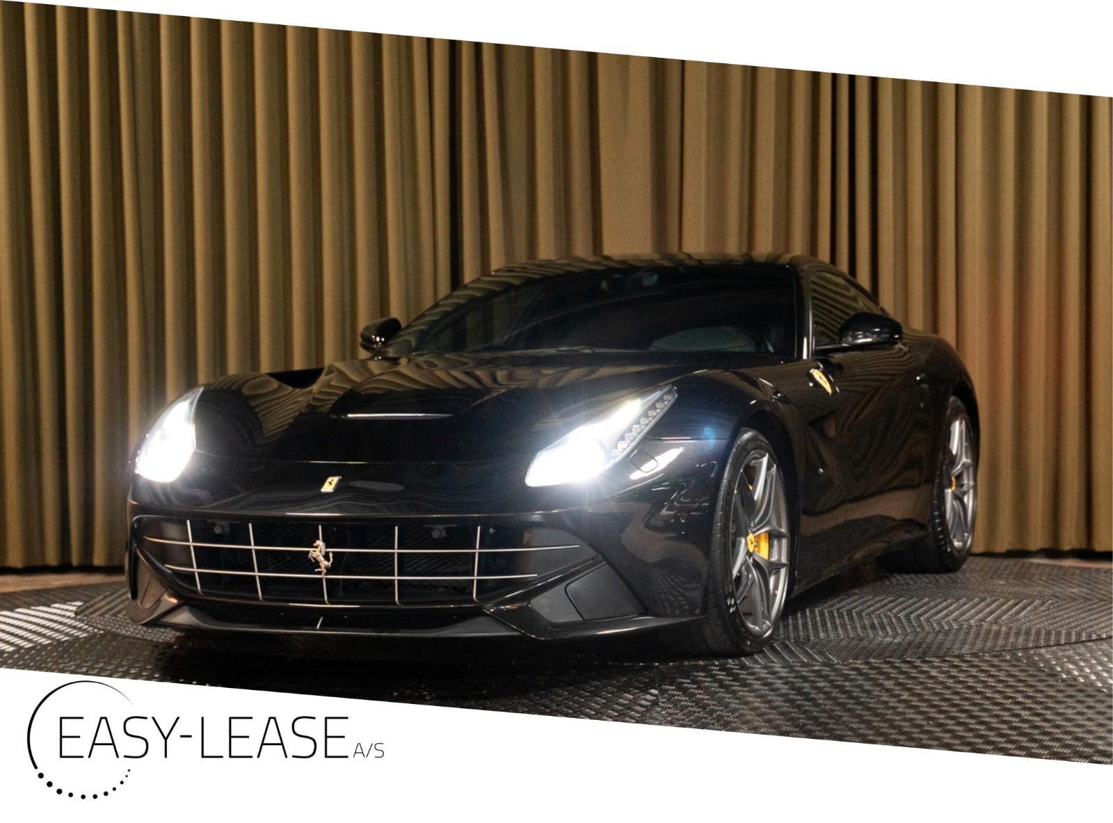 Ferrari F12 berlinetta *NOVITEC*CARBON*RACING SEATS