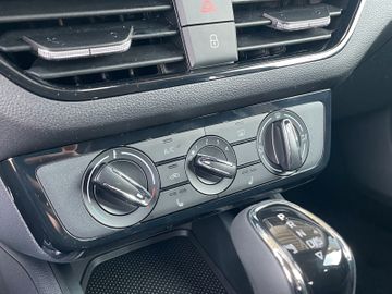 Skoda Kamiq 1.0 TSI DSG Essence *SHZ*KLIMA*DAB*LED