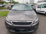 Peugeot 308 Access 82 VTi - Peugeot 308 mit Benzin-Antrieb: Limousine, Access