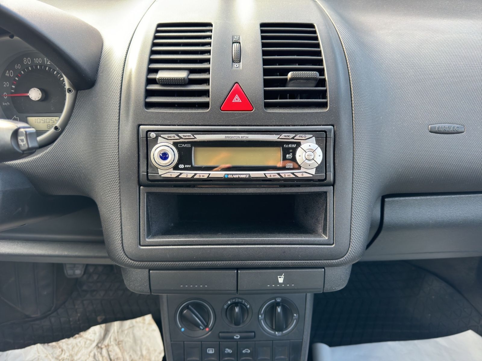 Fahrzeugabbildung Volkswagen Lupo 1.0 BASIS/Servo/TÜV NEU