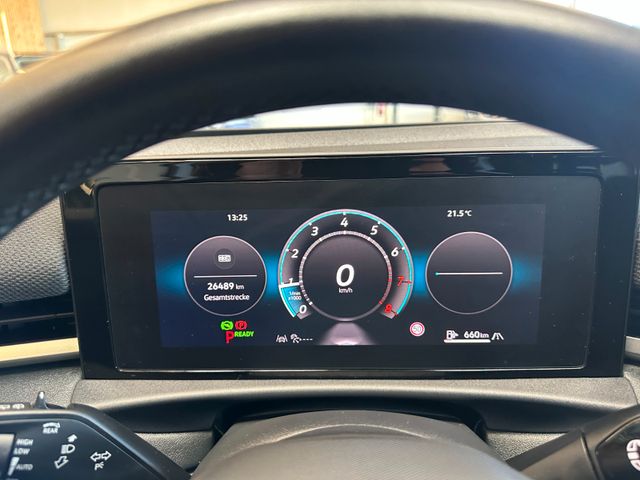 MYAUTOCENTER – Gebraucht- und Jahreswagen mit Werkstattservice in Pfaffenhofen Volkswagen T-Roc Style *1.HAND*19%MWST*ALCANTARA*CARPLAY*