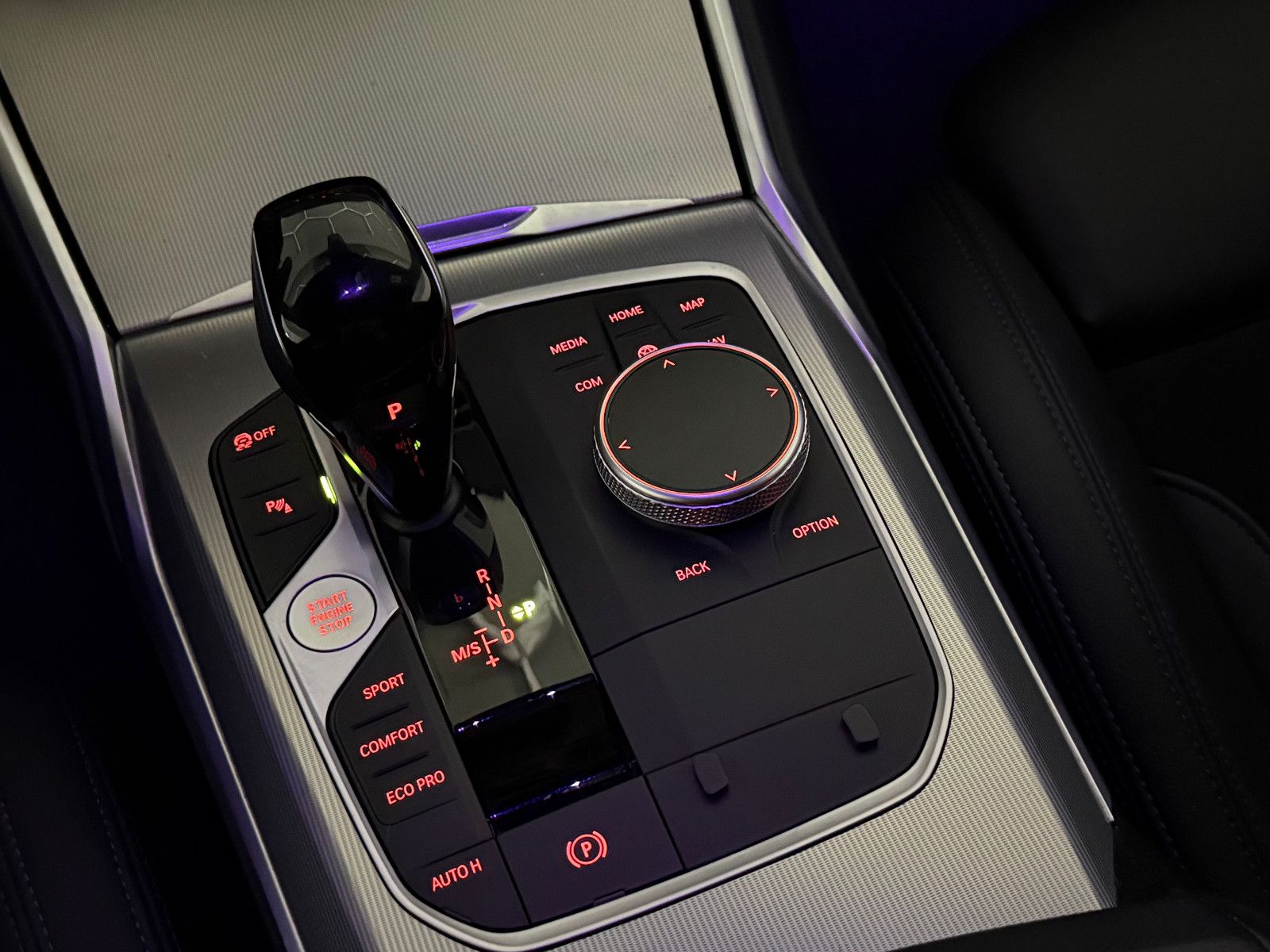 Fahrzeugabbildung BMW M340 i xDrive Lim./KAMERA/HuD/LASER/ACC/DE FZG