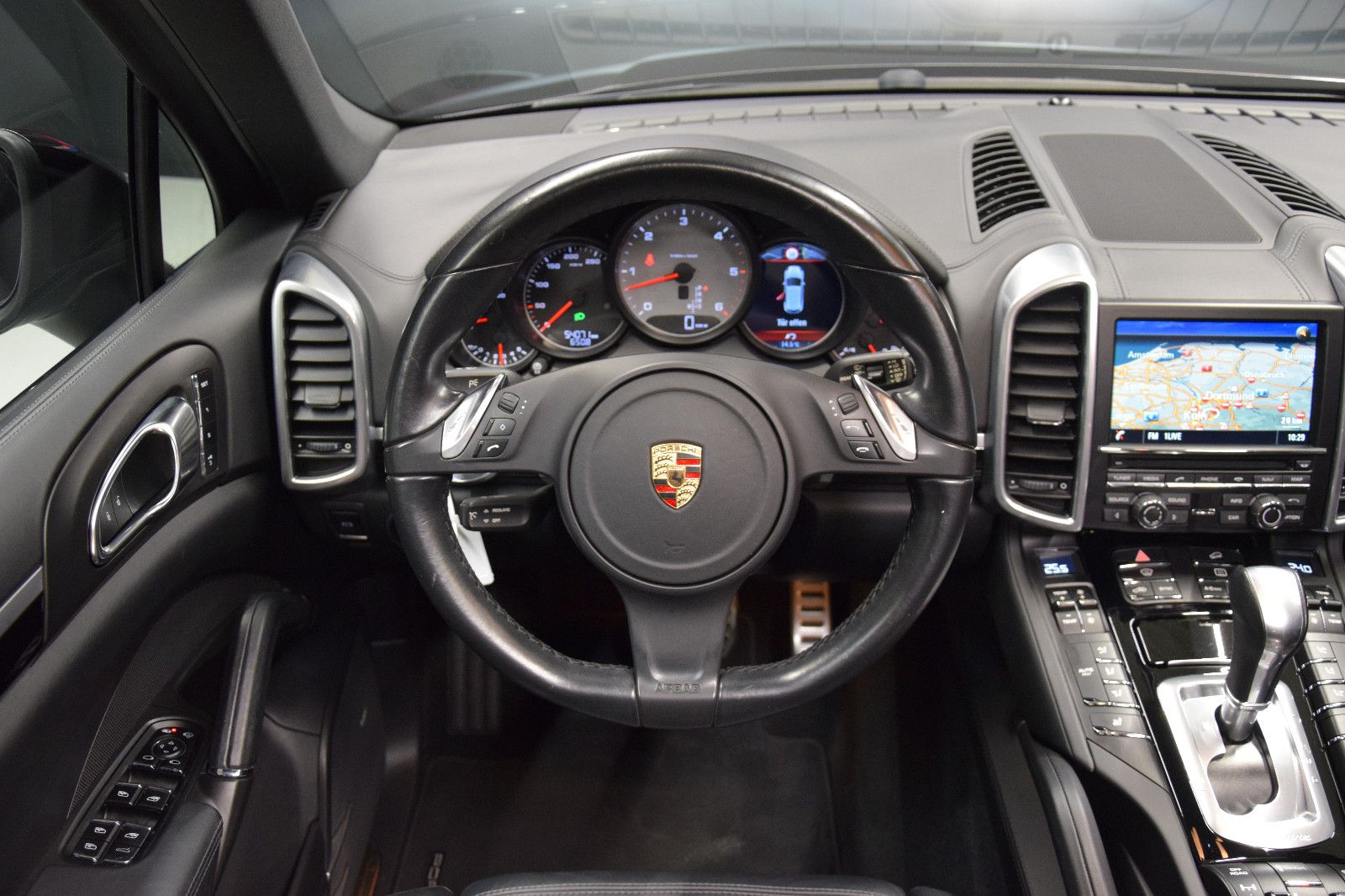 Fahrzeugabbildung Porsche Cayenne S V8 Diesel Leder Pano Bose Kamera 21"