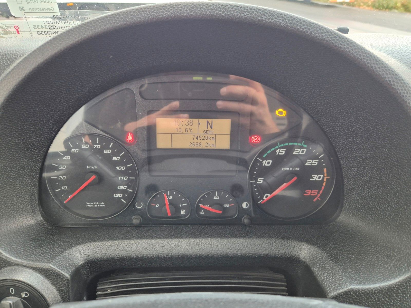 Fahrzeugabbildung Iveco Eurocargo 75-210 Koffer LBW